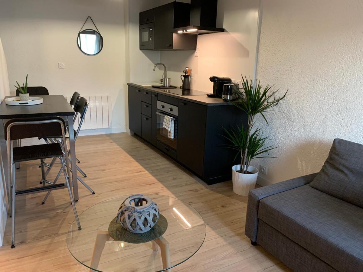 Logement rénové et moderne au Sacré Coeur Cholet Exterior foto